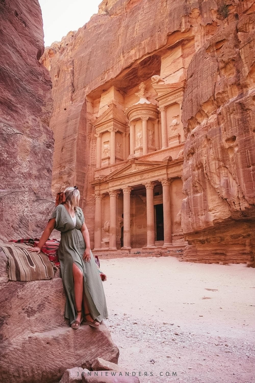 where to stay in petra