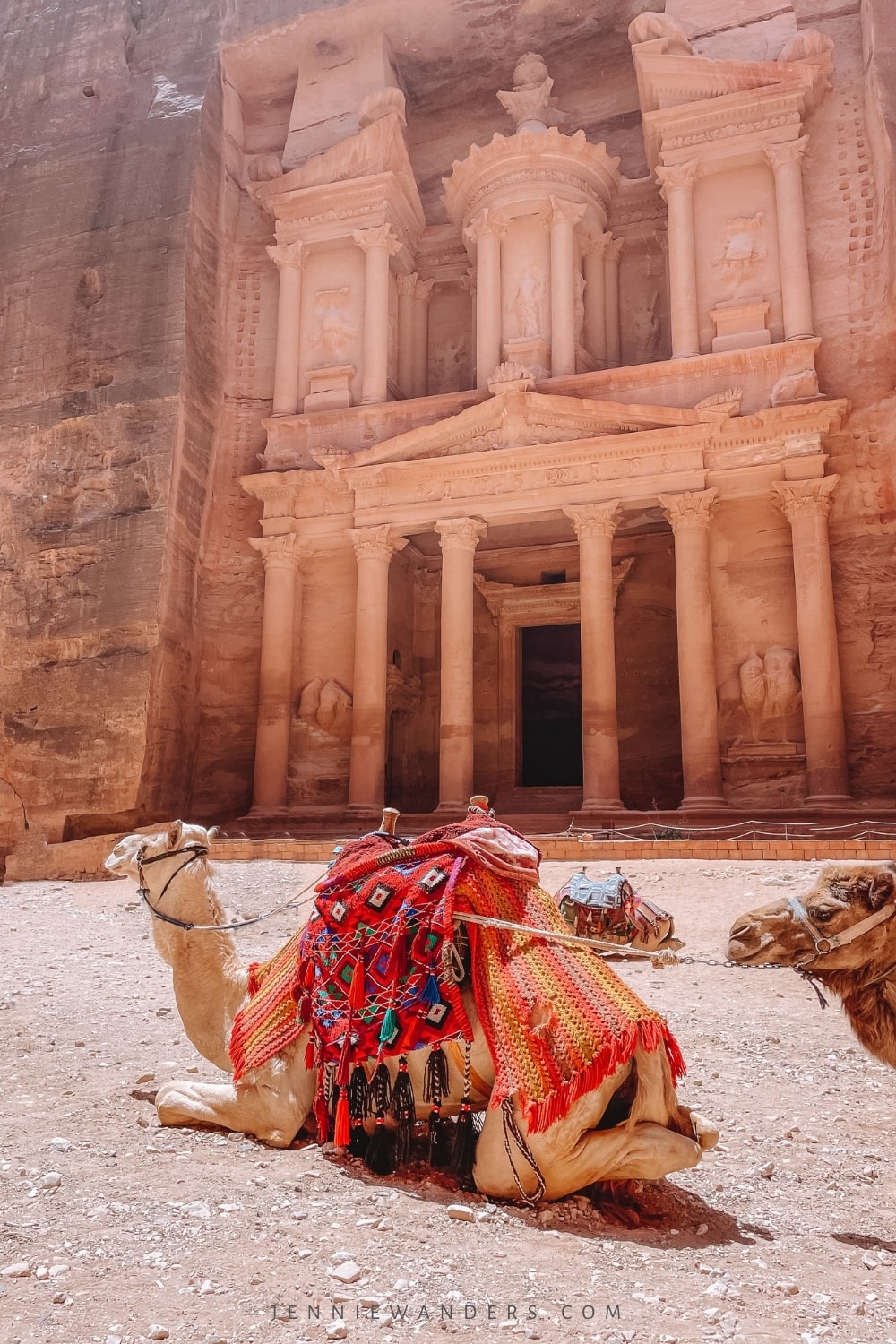 where to stay in petra