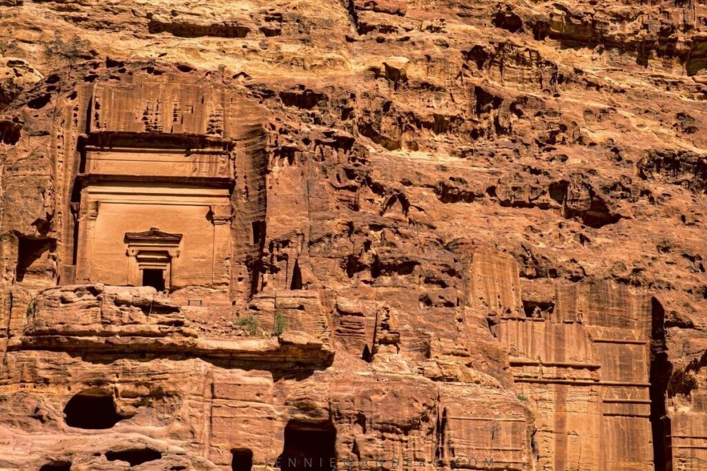 where to stay in petra
