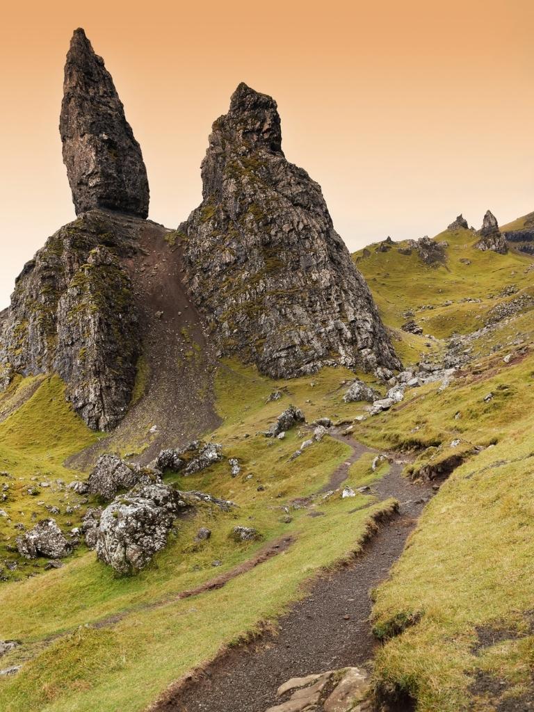 Old Man of Storr Walk Guide: Isle of Skye, Scotland (2023)