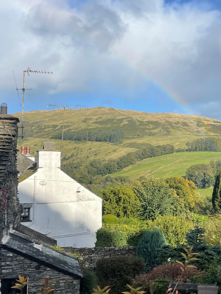 12 Easy Walks in the Lake District With AMAZING Views!