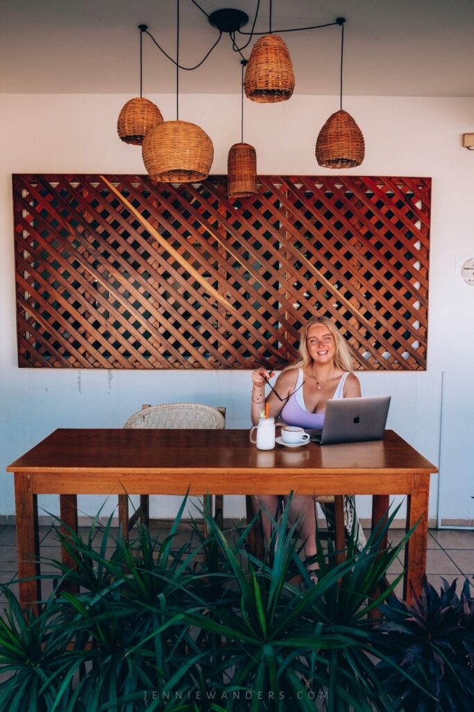 Is Puerto Escondido Safe for Solo Female Travellers?