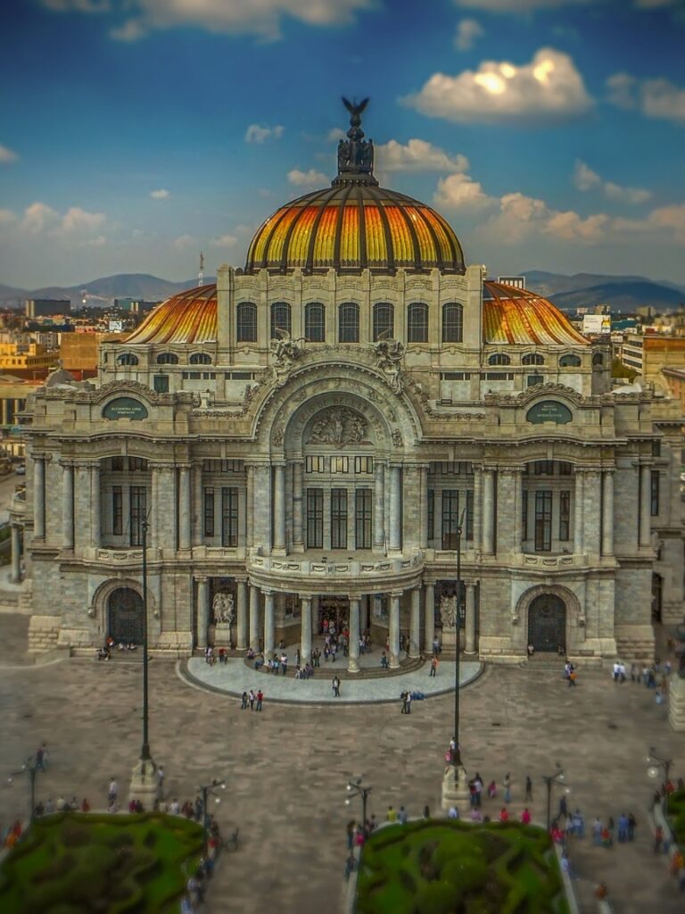 Mexico City to Puerto Escondido (Backpacker Guide) 2023
