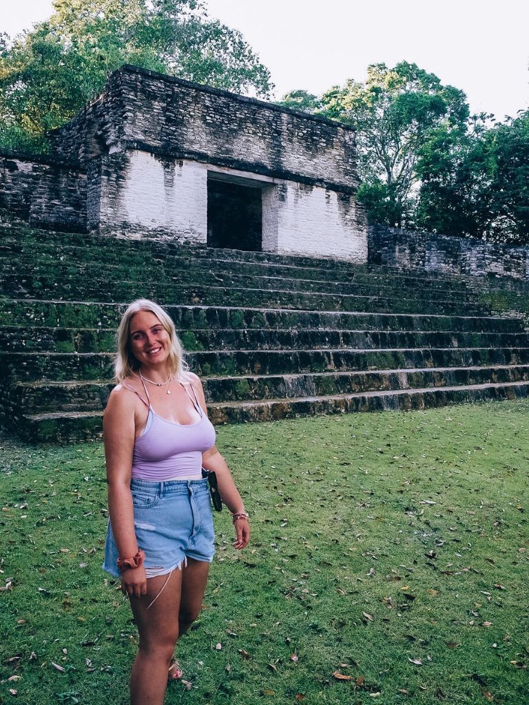 Backpacking Belize: A Complete Guide (2023)