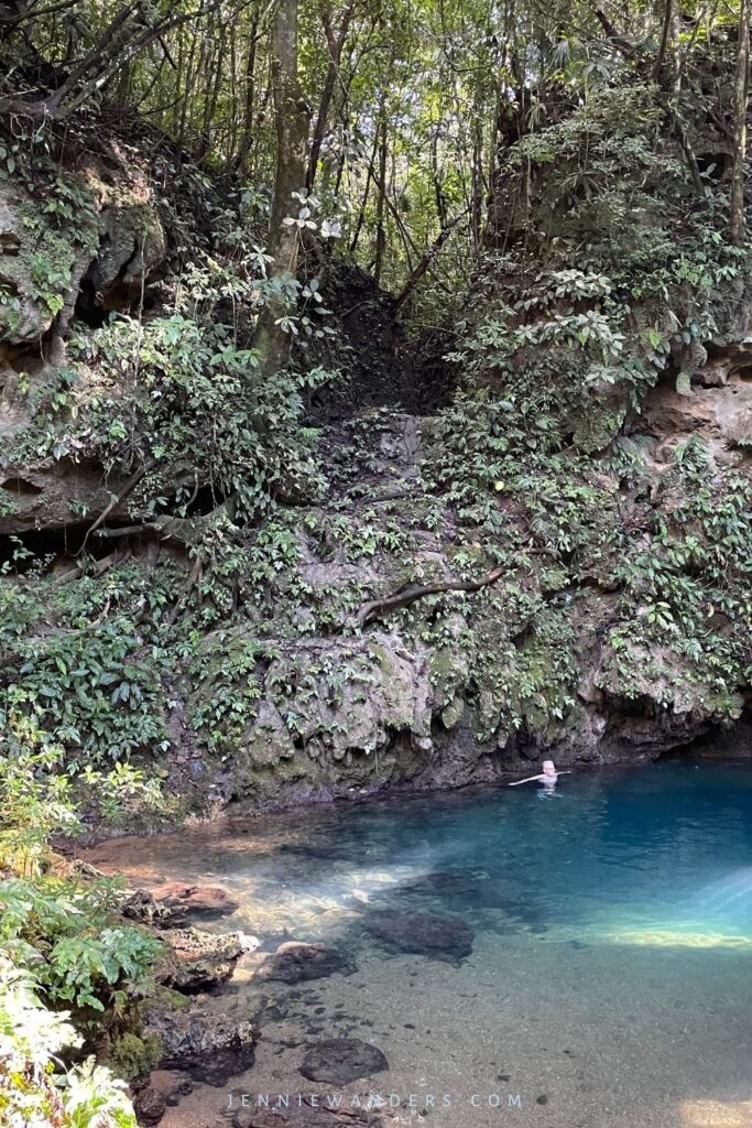 Hummingbird Highway in Belize