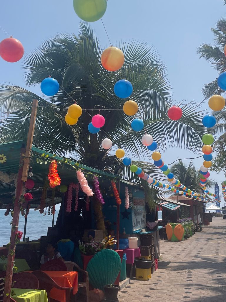 Playa La Paz El Salvador: Visitor Guide 2023