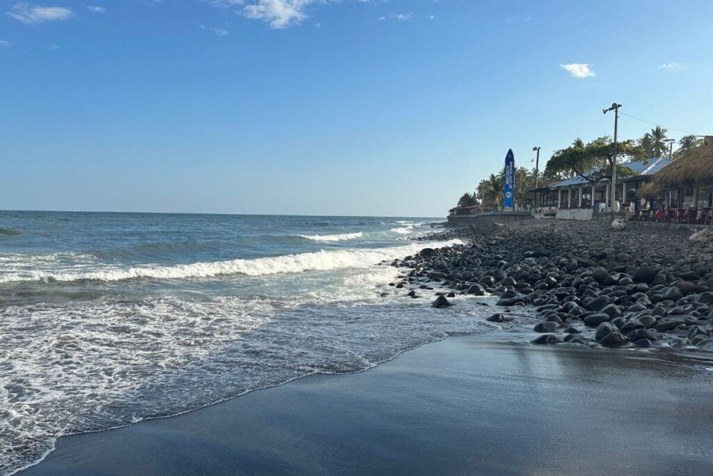 Playa La Paz El Salvador