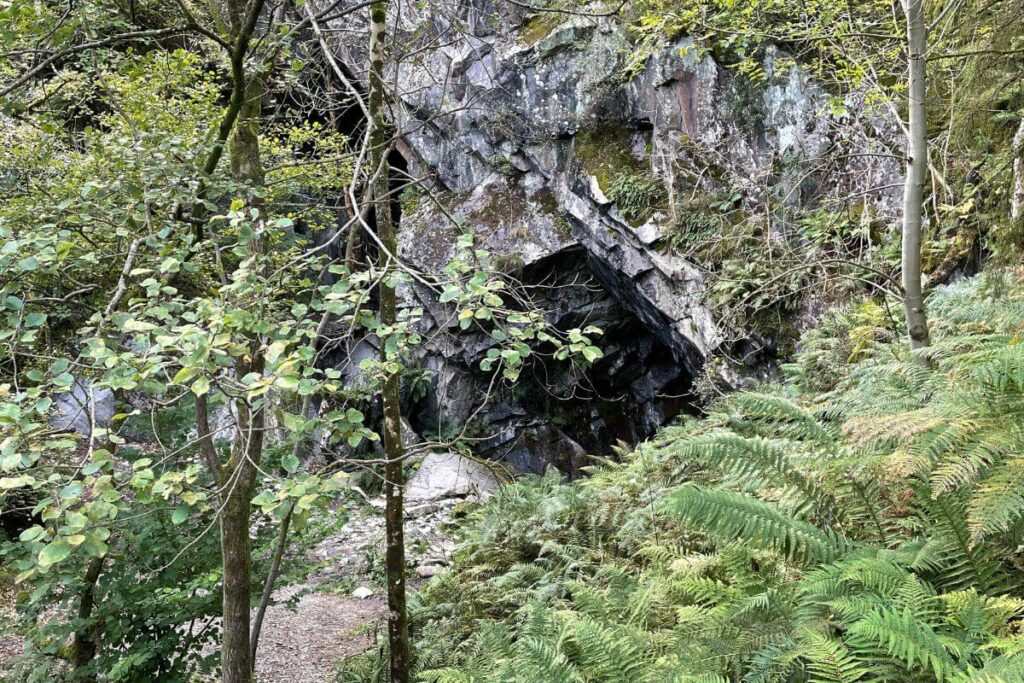 Rydal Caves Guide